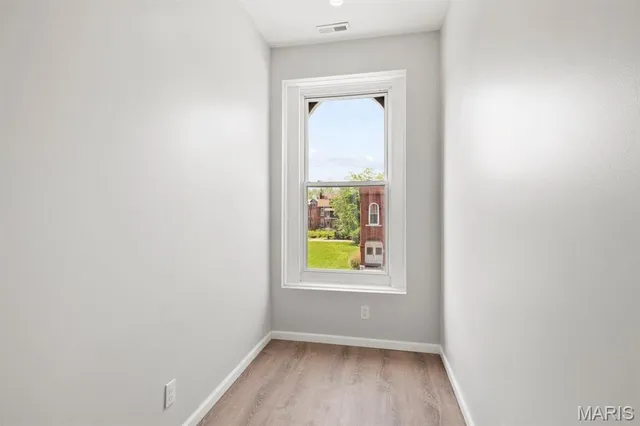 $330,000 | 2032 Adelaide Avenue, St. Louis, MO 63107