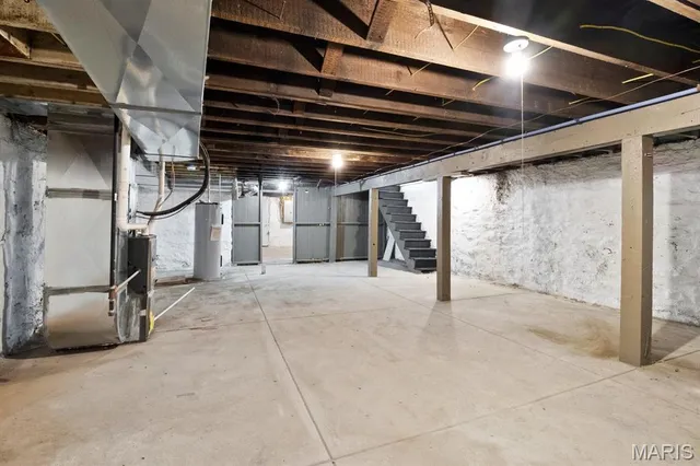 $330,000 | 2032 Adelaide Avenue, St. Louis, MO 63107