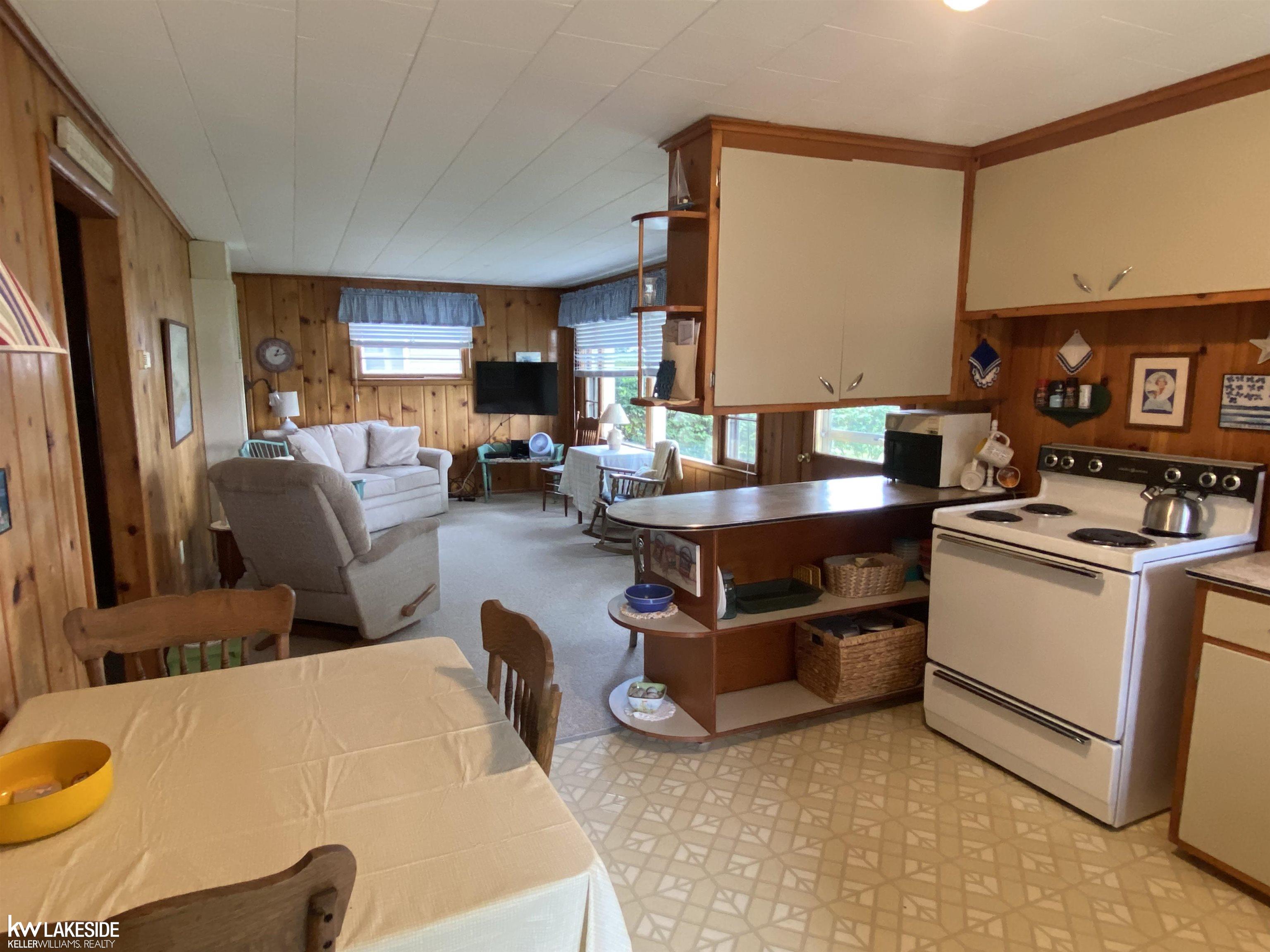 7637 Port Austin Road Pigeon, MI 48755 - Photo 10 of 14