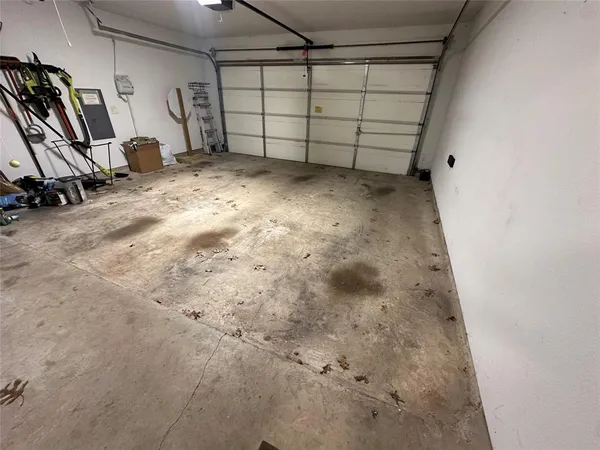 $3,250 | 2866 Vacherie Lane, Dallas, TX 75227