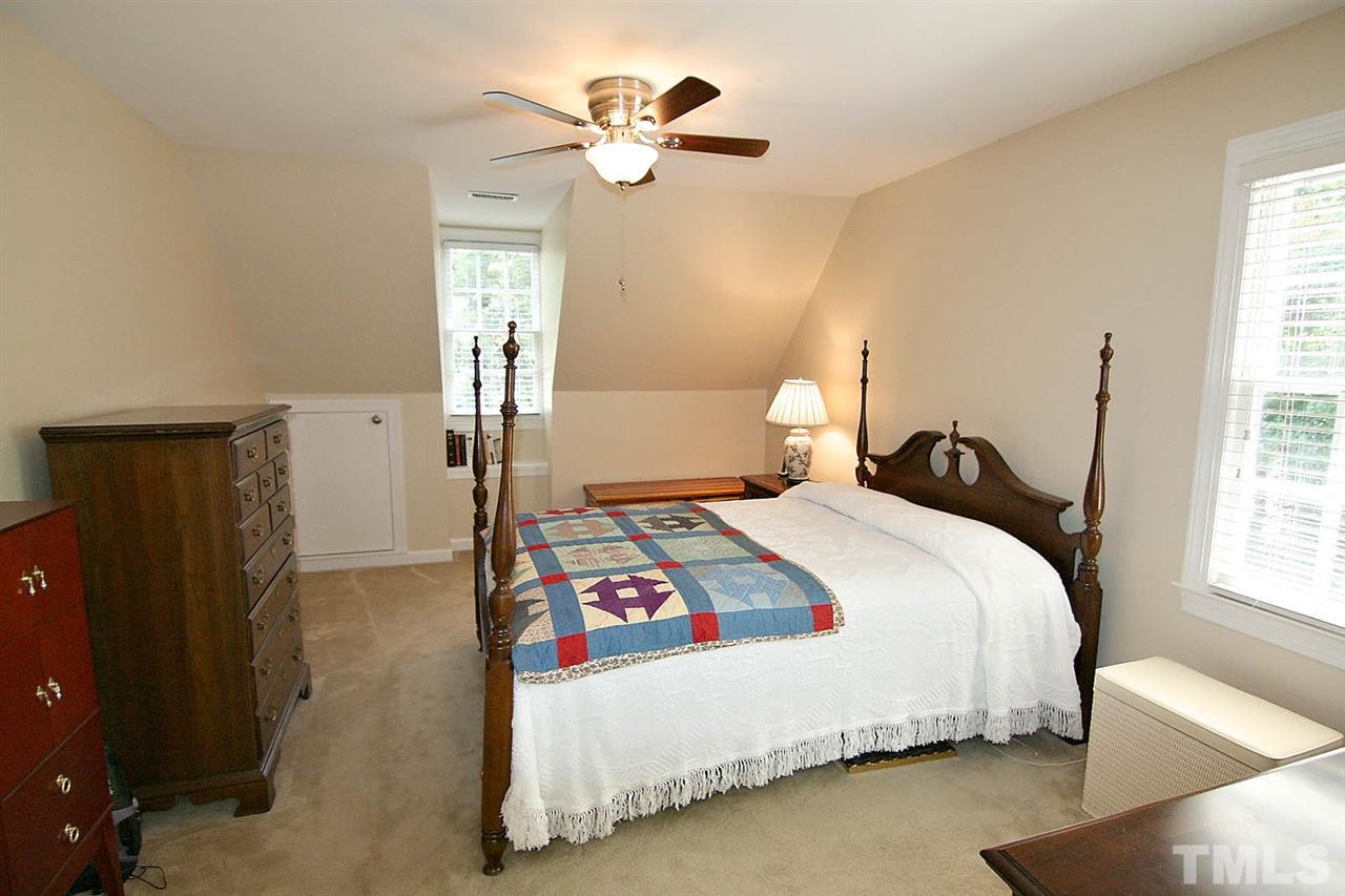 10609 Hanarry Court Raleigh, NC 27614 - Photo 18 of 25 Gallery Image 18