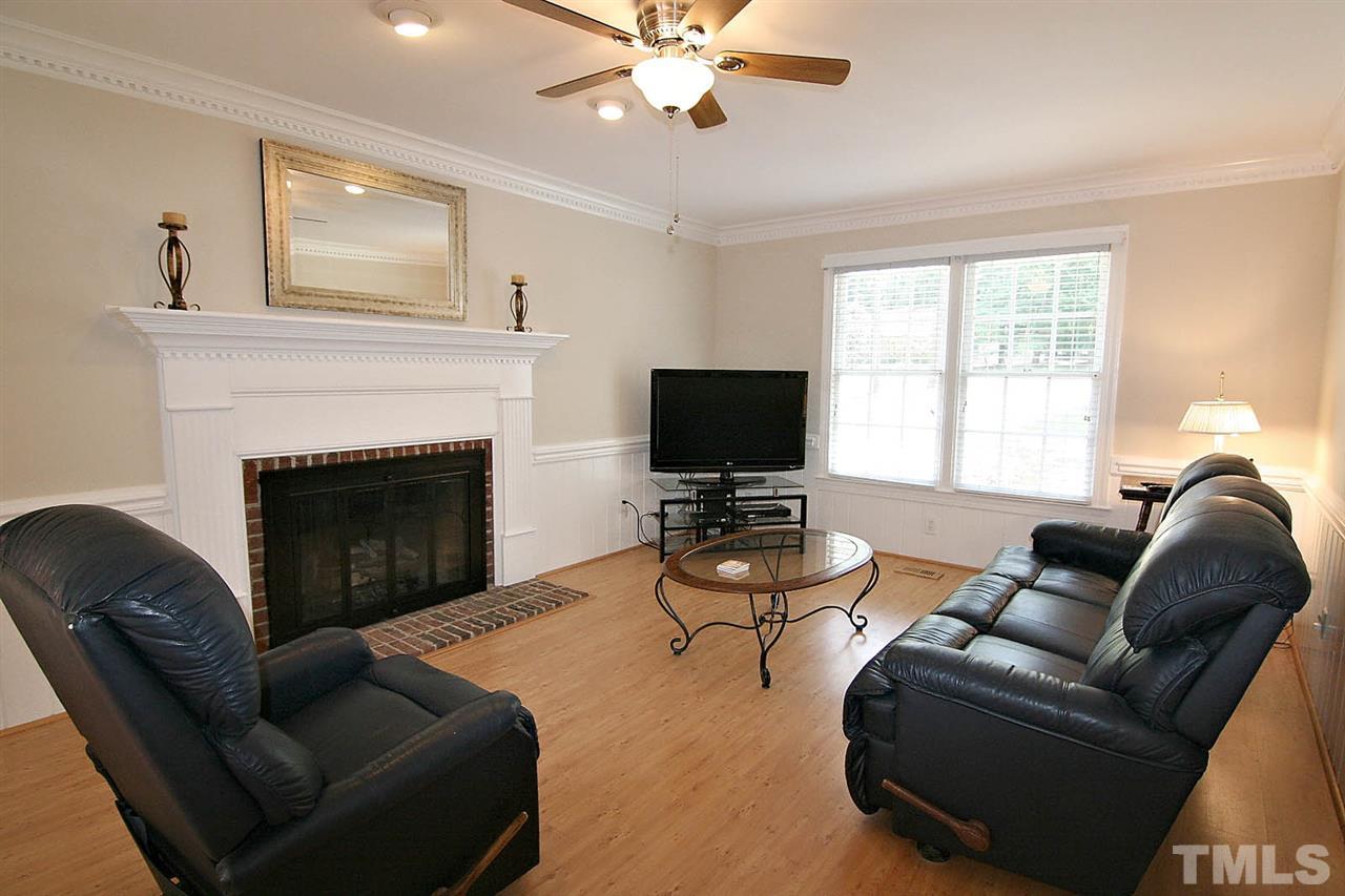 10609 Hanarry Court Raleigh, NC 27614 - Photo 8 of 25 Gallery Image 8