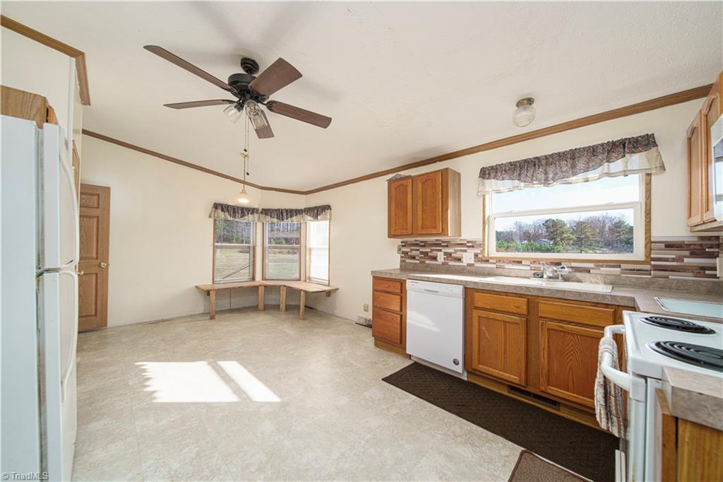 546 Deadmon Road Mocksville, NC 27028 - Photo 29 of 33 Gallery Image 29