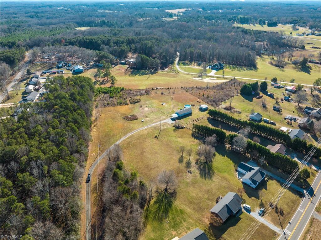 546 Deadmon Road Mocksville, NC 27028 - Photo 8 of 33 Gallery Image 8