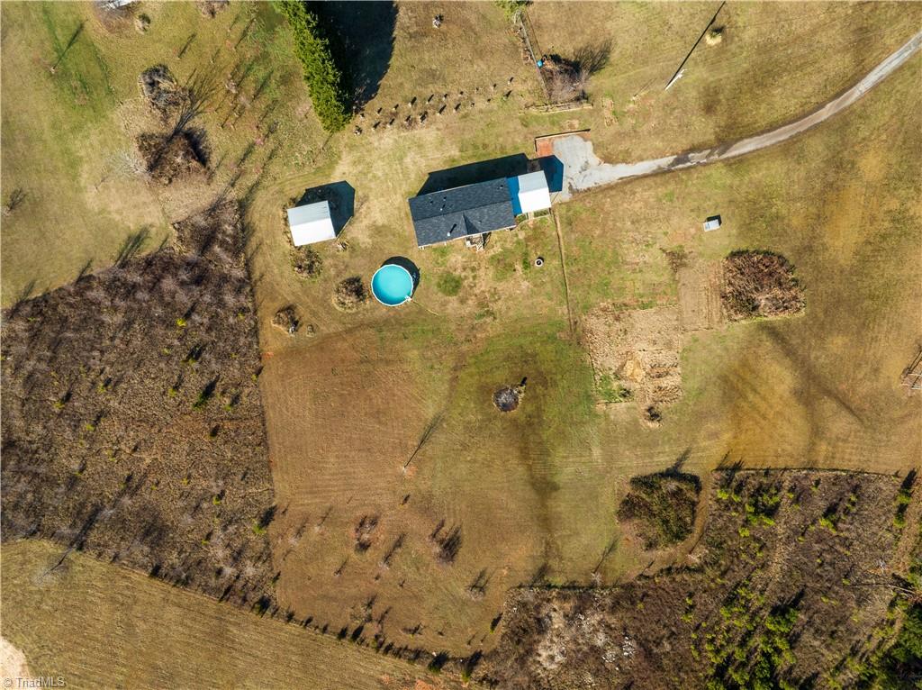 546 Deadmon Road Mocksville, NC 27028 - Photo 10 of 33 Gallery Image 10