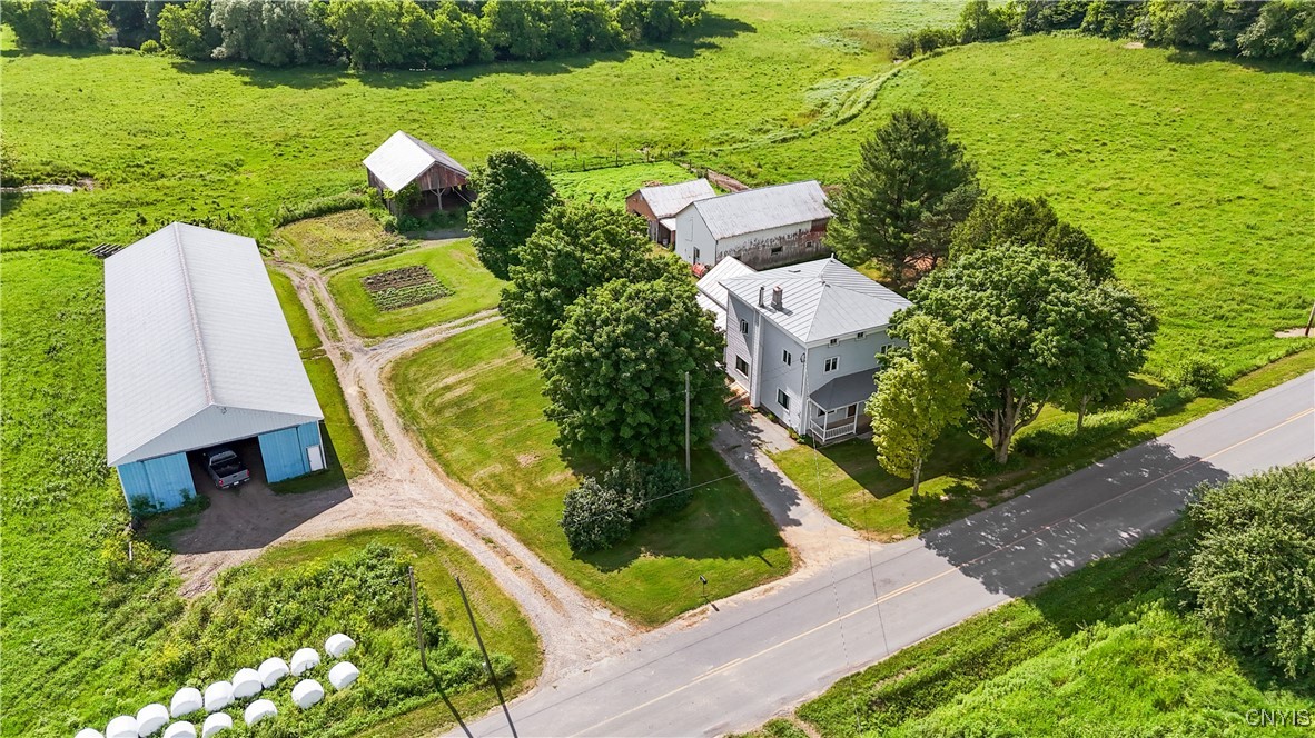 2497 E Road Leyden, NY 13309 - Photo 5 of 47