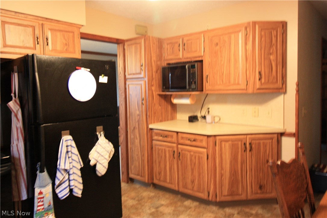 1296 State Road Wadsworth, OH 44281 - Photo 5 of 29 Gallery Image 5