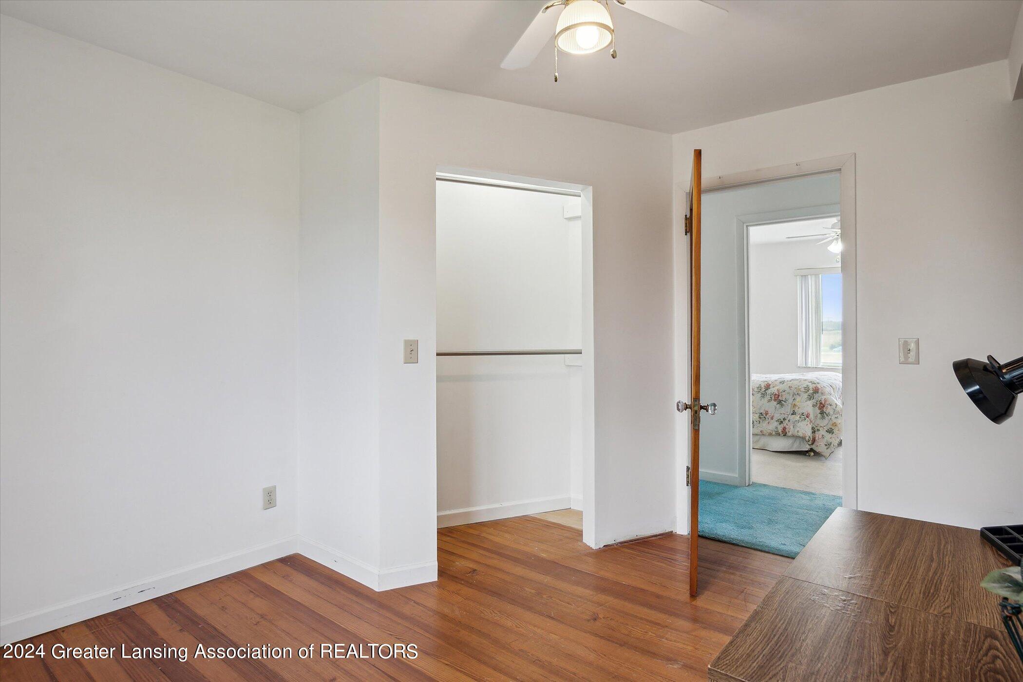 5474 South Vernon Road Durand, MI 48429 - Photo 27 of 63 30-5474-Vernon-Rd-WindowStill-10
