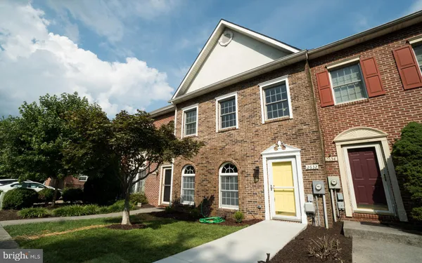 $2,300 | 2632 Daniel Terrace, Winchester, VA 22601