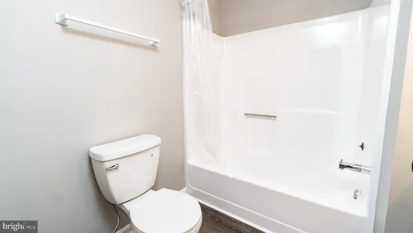 $2,300 | 2632 Daniel Terrace, Winchester, VA 22601