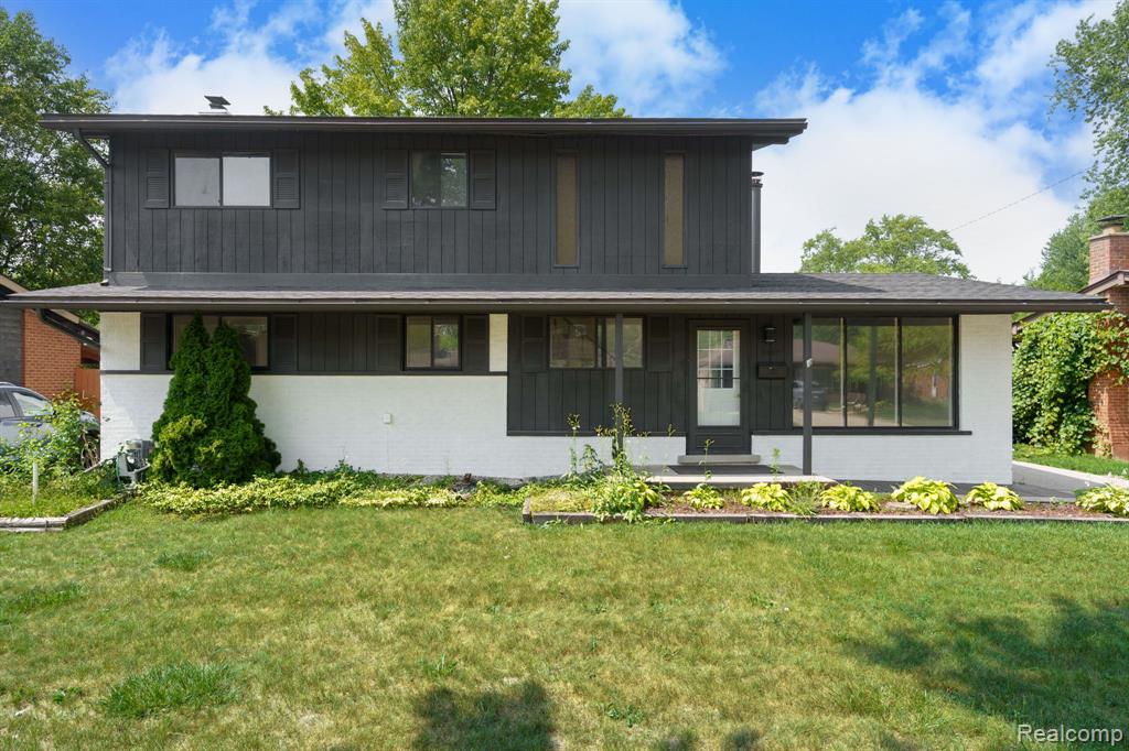 11357 Erdmann Road Sterling Heights, MI 48314 - Photo 2 of 50