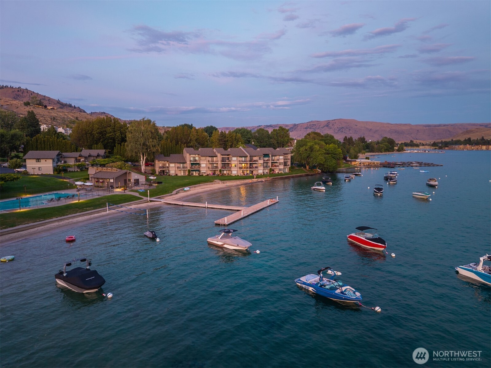 104 Spader Bay Road, Unit 44 Chelan, WA 98816 - Photo 5 of 40