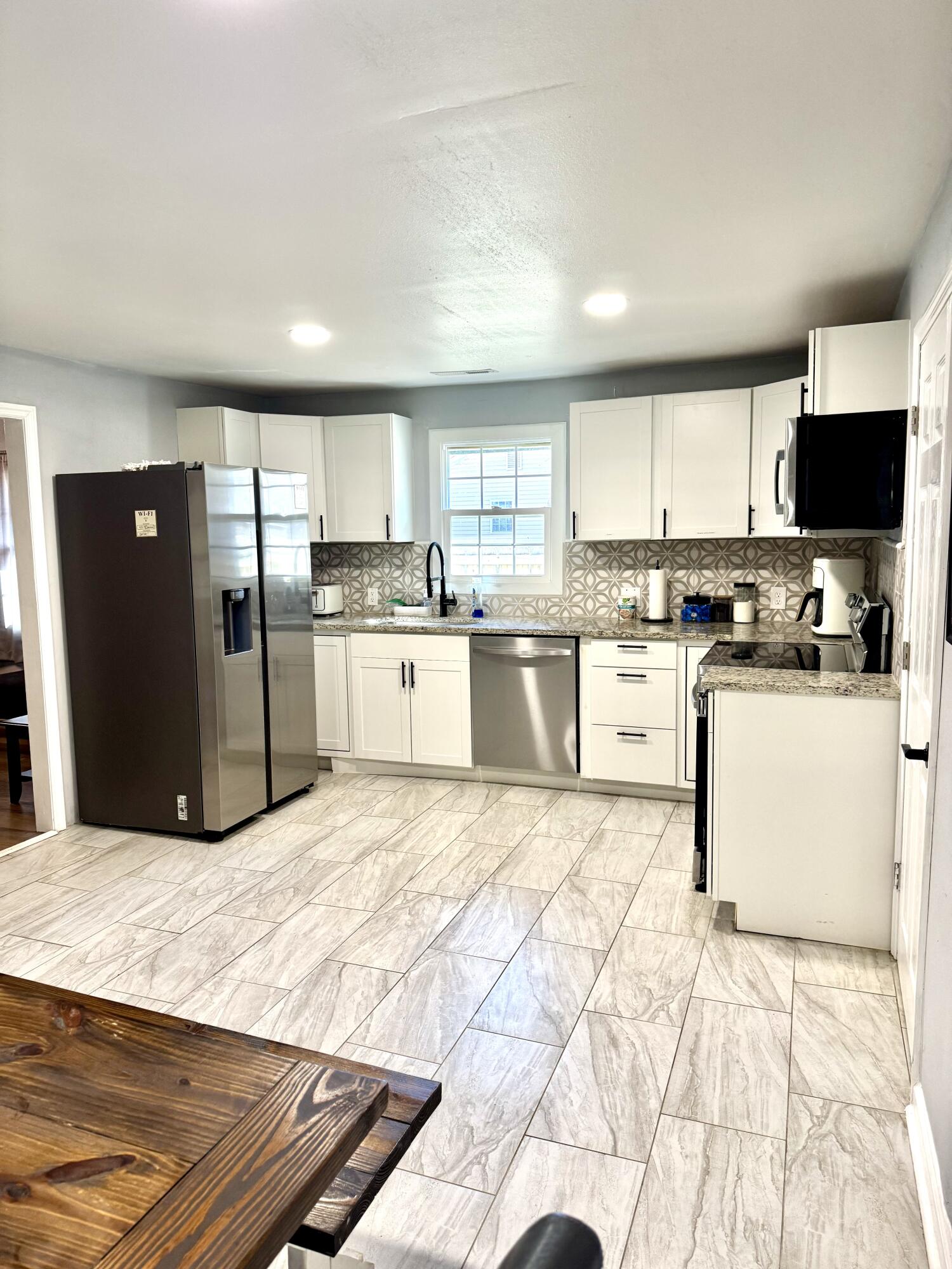 4319 Davison Road Ravenel, SC 29470 - Photo 21 of 31 4319 Kitchen 1