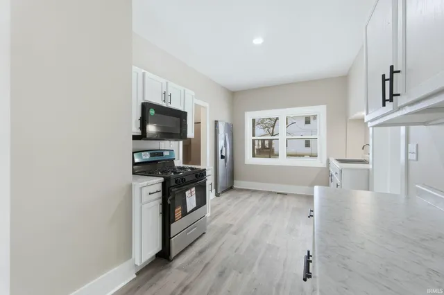 $190,000 | 612 West Arch Street, Portland, IN 47371