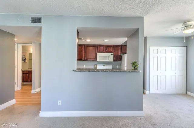 $171,000 | 2801 North Rainbow Boulevard, Unit 207, Las Vegas, NV 89108