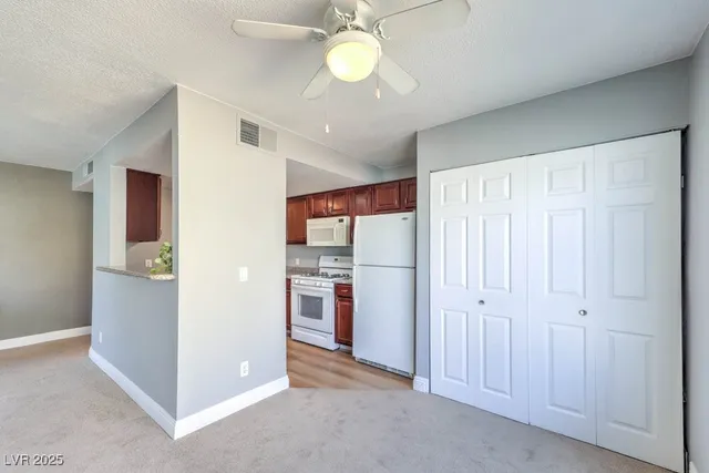 $171,000 | 2801 North Rainbow Boulevard, Unit 207, Las Vegas, NV 89108