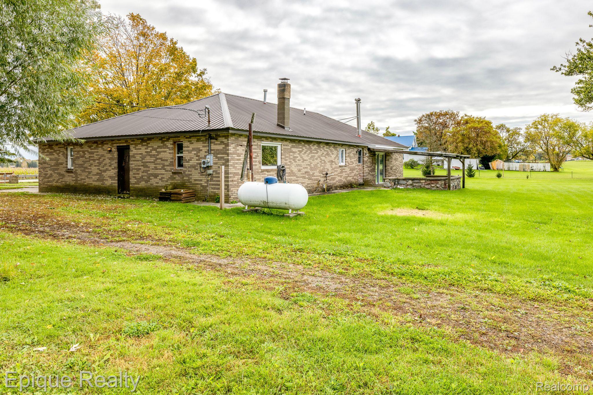 7333 Wildcat Road Jeddo, MI 48032 - Photo 6 of 52 Gallery Image 6