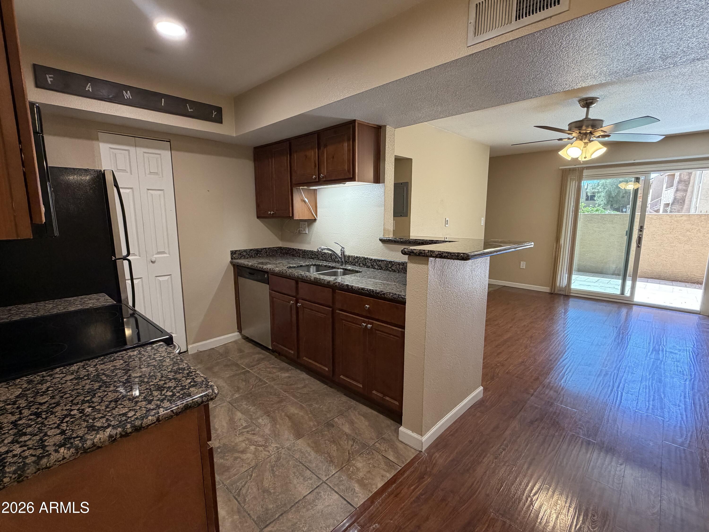 5877 North Granite Reef Road, Unit 1151 Scottsdale, AZ 85250 - Photo 10 of 25 IMG_2190