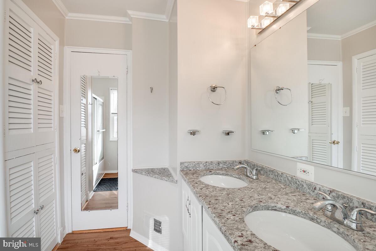 13216 Holdridge Road Silver Spring, MD 20906 - Photo 18 of 40 Bathroom