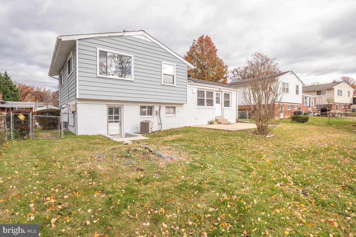 13216 Holdridge Road Silver Spring, MD 20906 - Photo 38 of 40 Back
View
