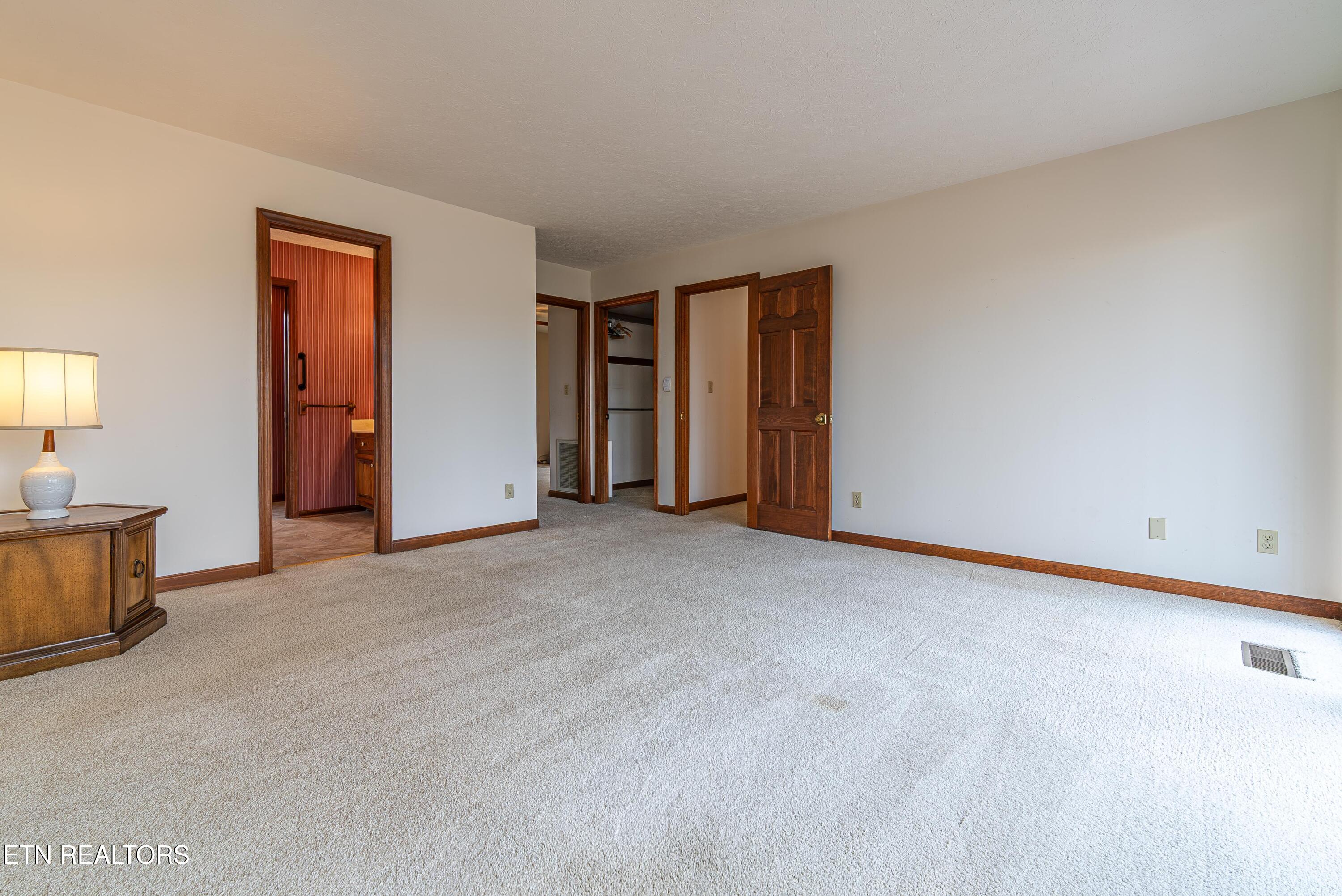 1005 Tuskegee Drive Oak Ridge, TN 37830 - Photo 13 of 38 DSC07179