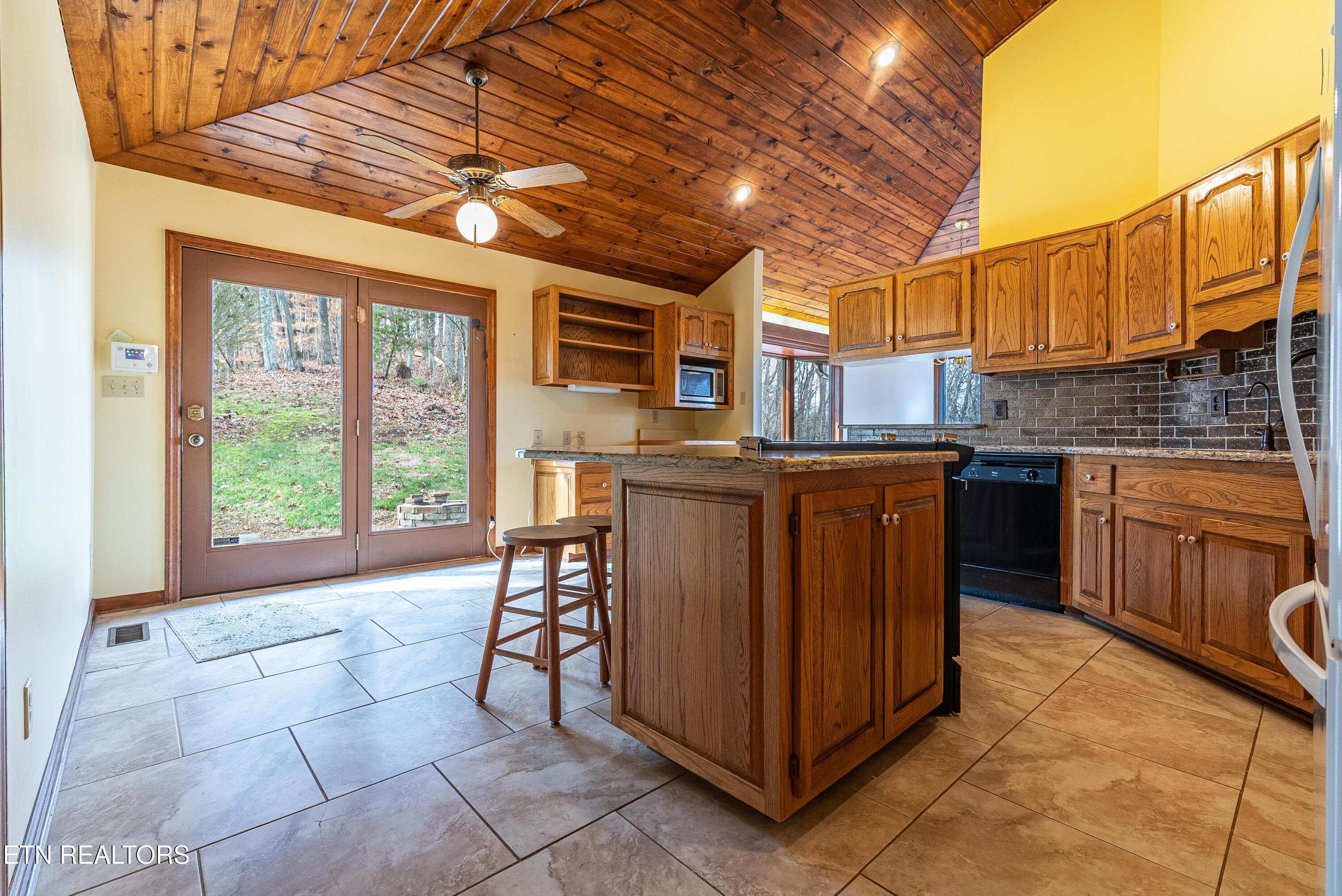 1005 Tuskegee Drive Oak Ridge, TN 37830 - Photo 10 of 38 DSC07107-Edit