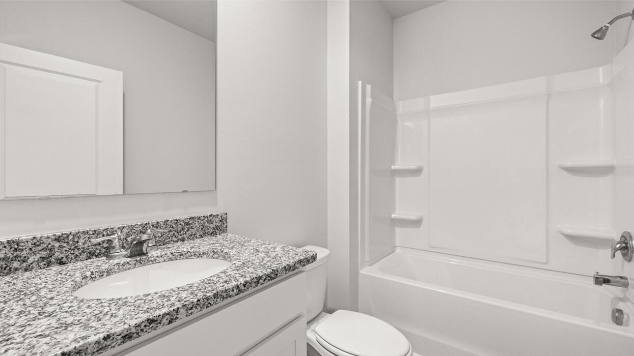 554 Whitby Court Aiken, SC 29801 - Photo 31 of 45 downstairs secondary bath