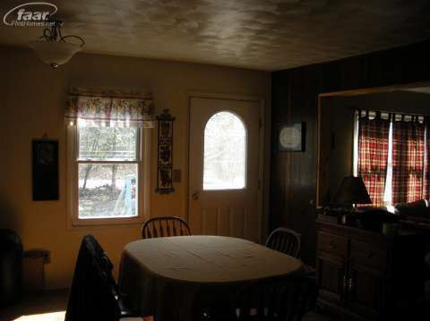 10382 Fenner Road Perry, MI 48872 - Photo 3 of 17 20364370-2.JPG