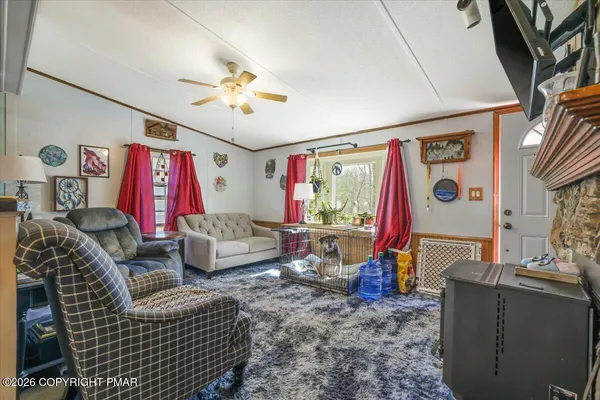 $175,700 | 2 Hillary Drive West, White Haven, PA 18661