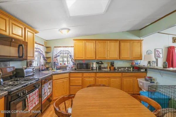 $175,700 | 2 Hillary Drive West, White Haven, PA 18661