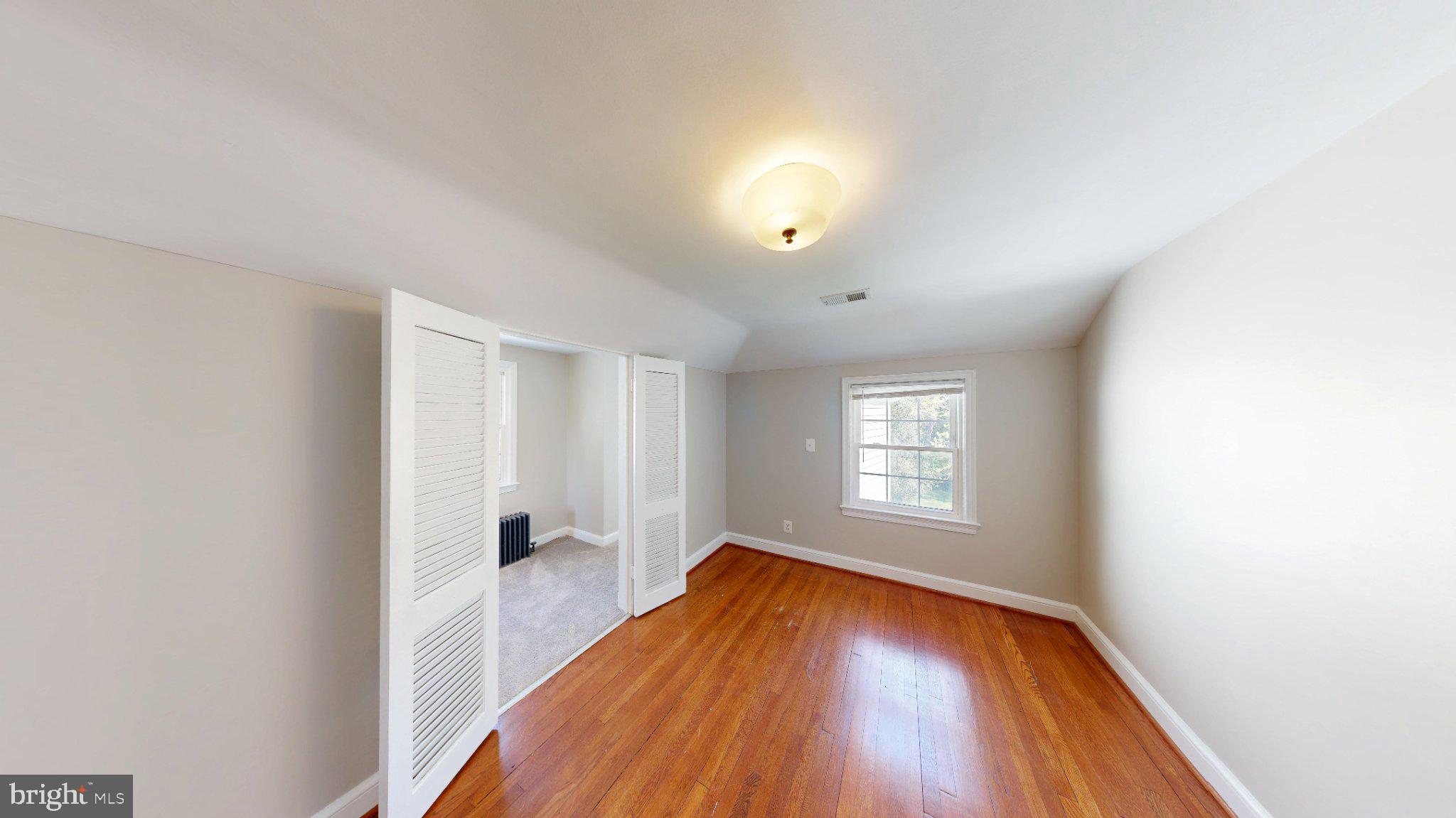 7309 River Road Bethesda, MD 20817 - Photo 21 of 34 Bright and airy room with charm.