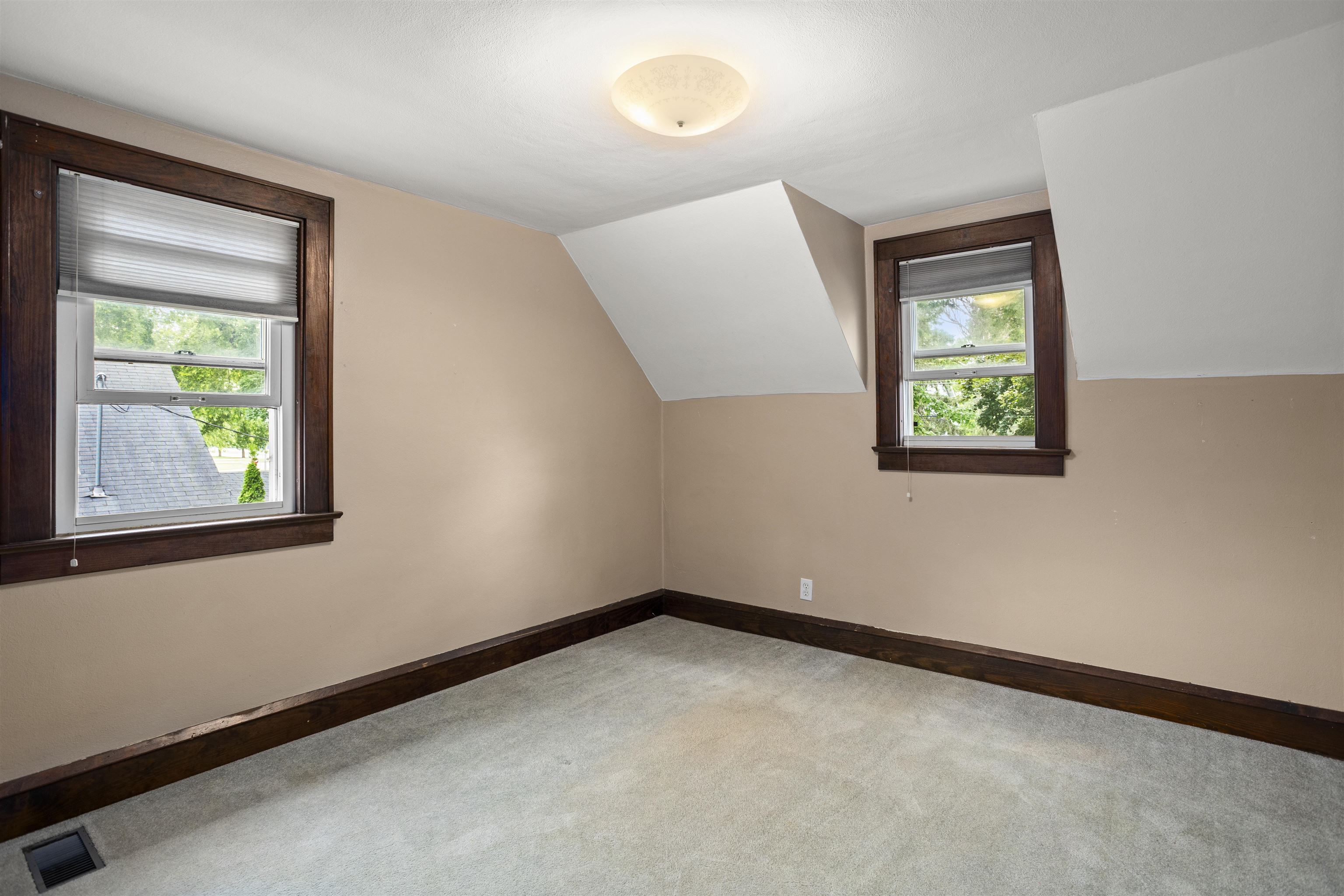 1324 West Washington Street Appleton, WI 54914 - Photo 18 of 28