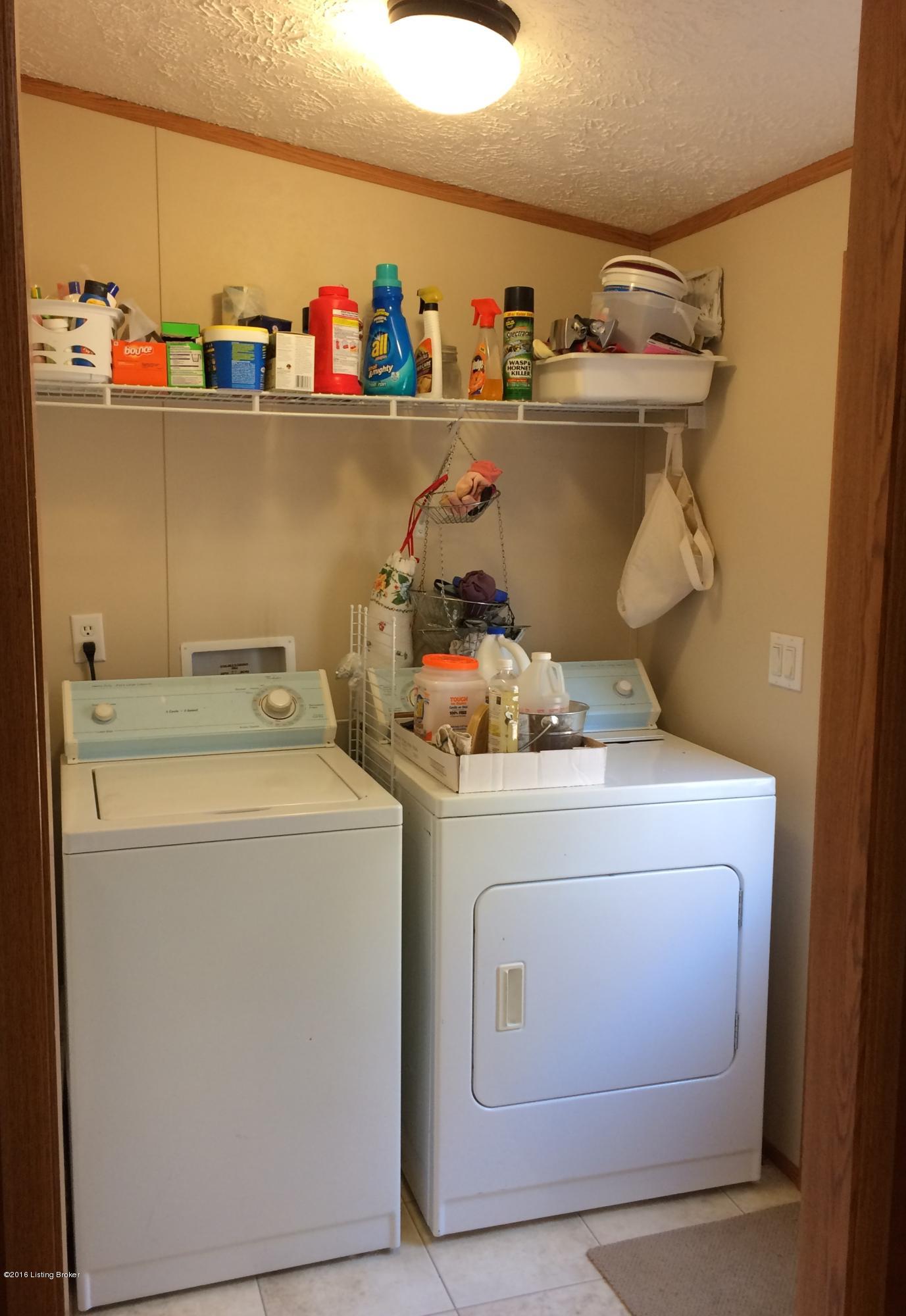 662 Nolin Park Road Clarkson, KY 42726 - Photo 5 of 15 DON'T HAVE TO TAKE DIRTY STUFF HOME
