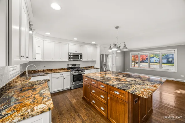 $450,000 | 1321 Galena Court, Naperville, IL 60564