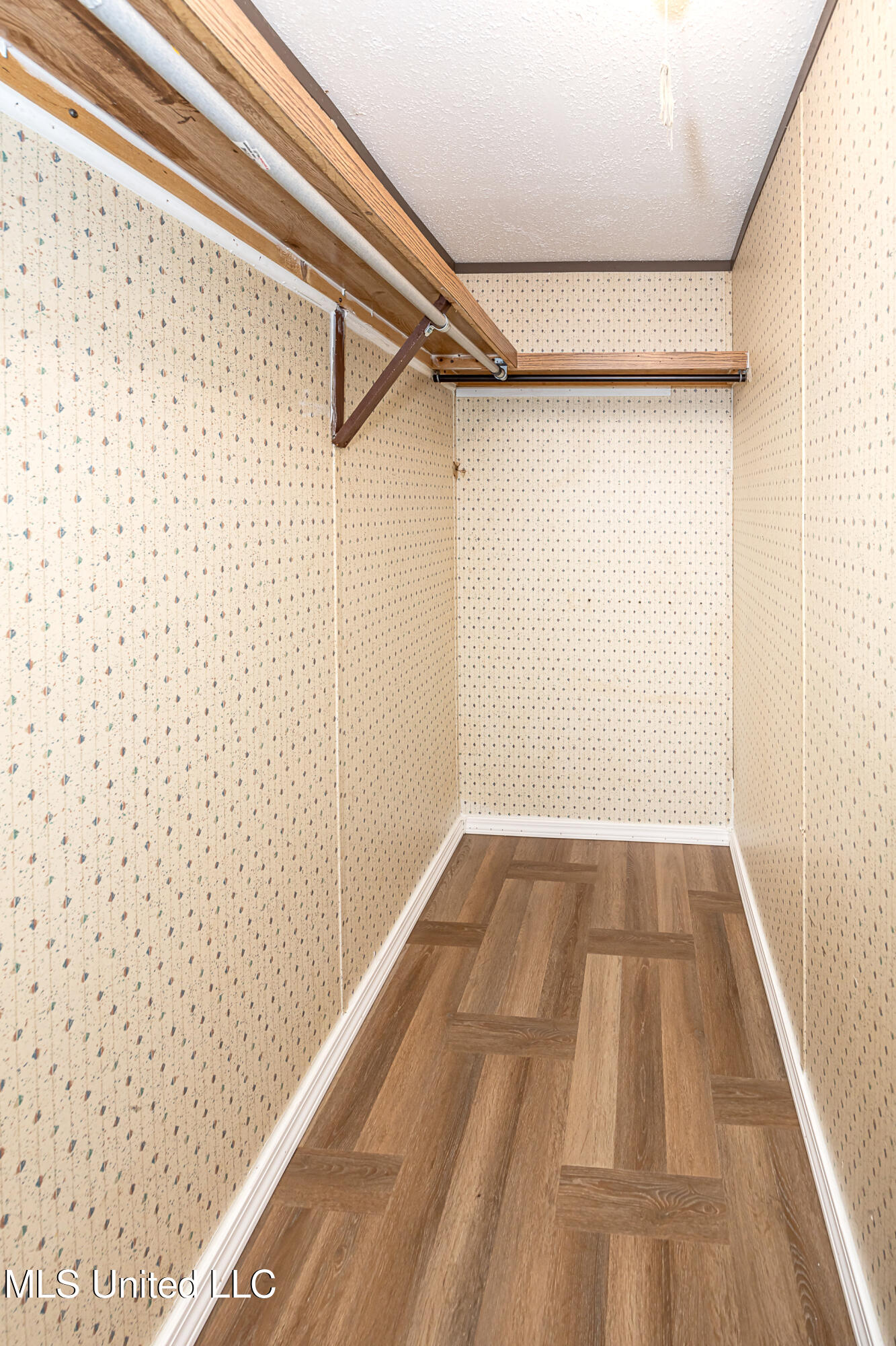 144 Katie Eubanks Road, Unit B Lucedale, MS 39452 - Photo 15 of 38 IMG_0265