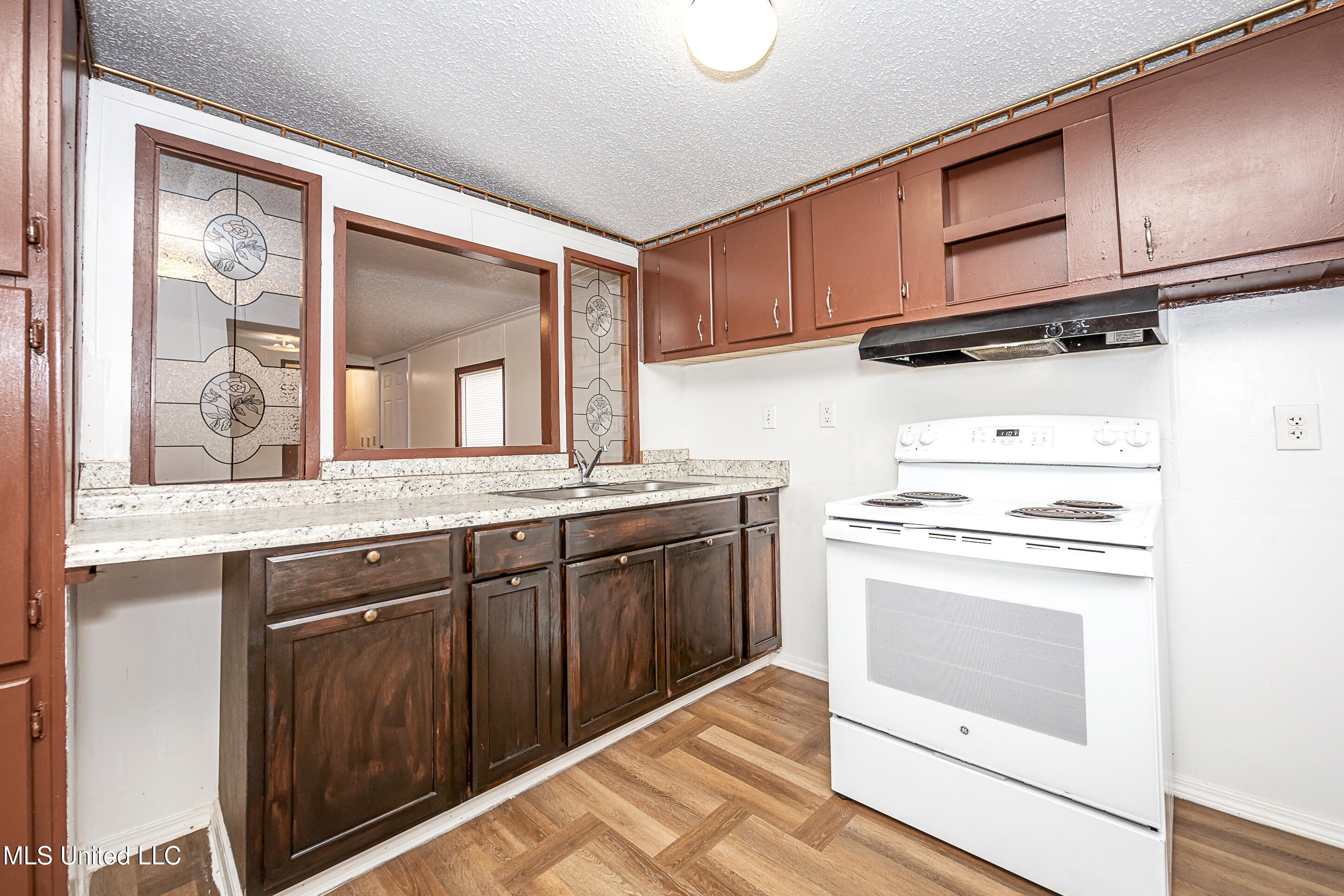 144 Katie Eubanks Road, Unit B Lucedale, MS 39452 - Photo 10 of 38 IMG_0257