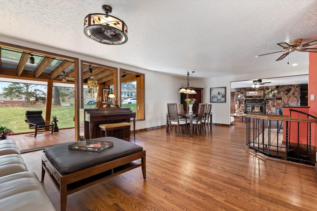 1014 Thorn Run Road Coraopolis, PA 15108 - Photo 6 of 25 Gallery Image 6