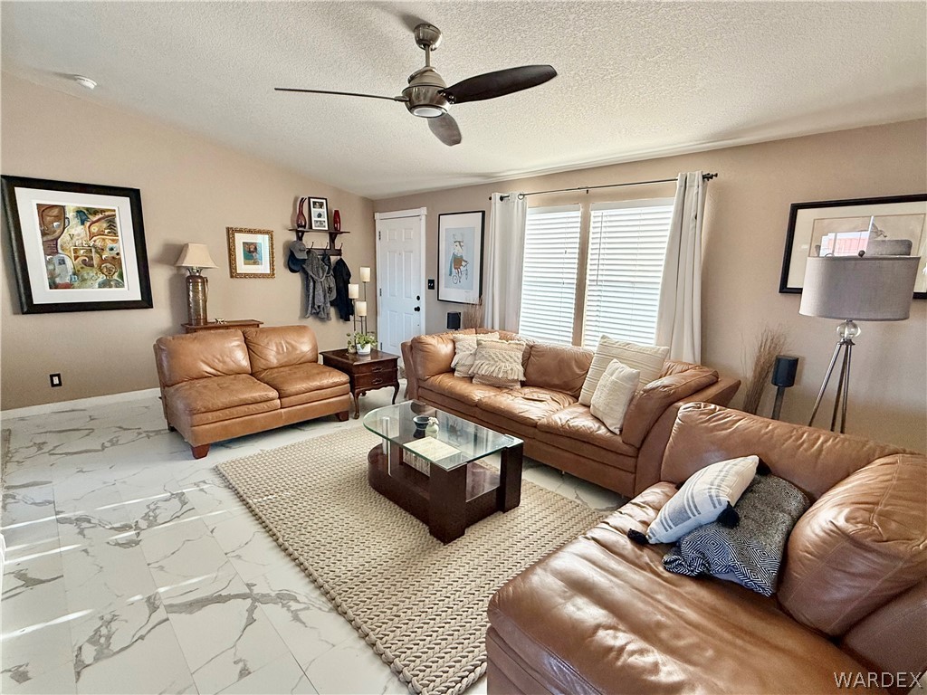 1694 Elgin Road Golden Valley, AZ 86413 - Photo 7 of 37