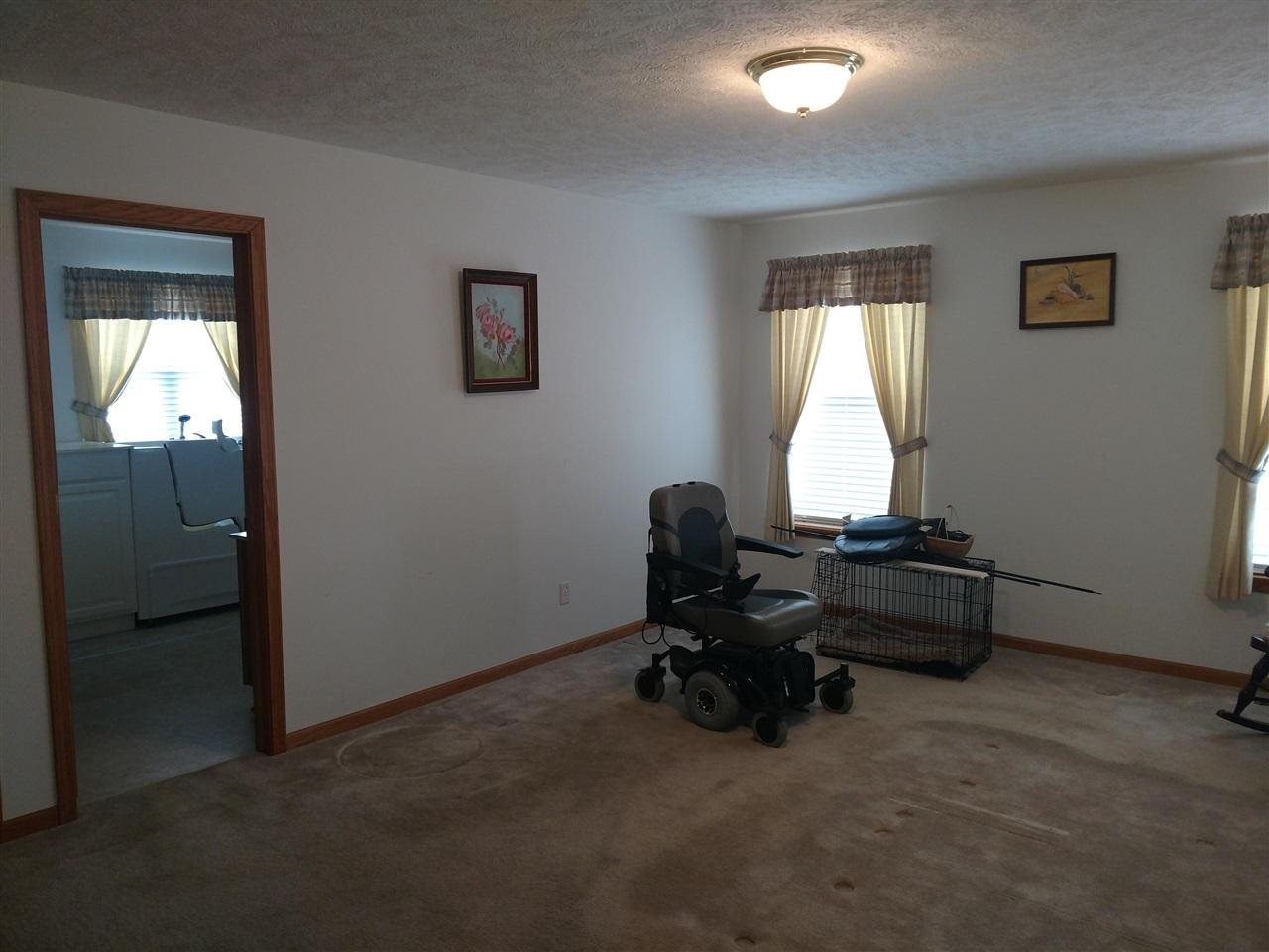 9241 Peet Road Chesaning, MI 48616 - Photo 12 of 23 21437071-11.JPG