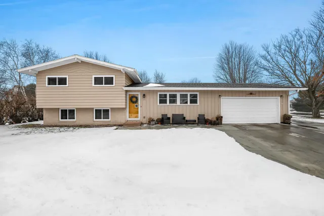 $289,000 | 510 East Madison Street, Caledonia, MN 55921