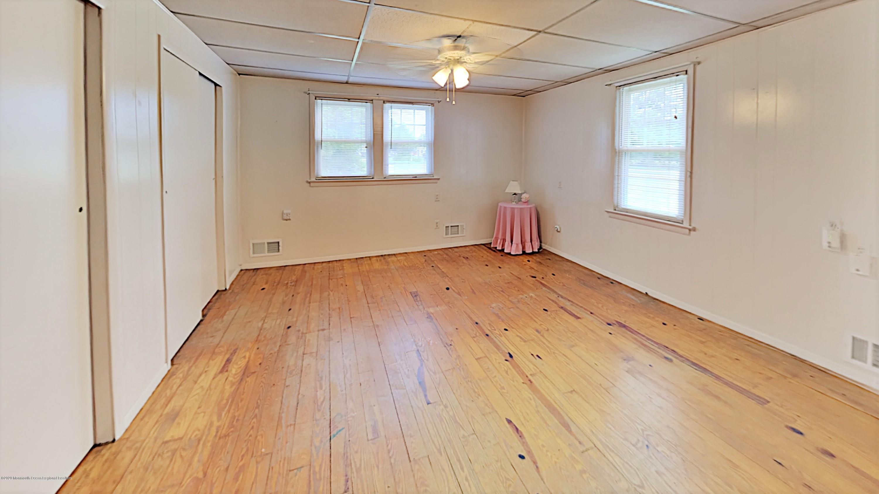 133 Squankum Road Farmingdale, NJ 07727 - Photo 17 of 21 10_Image_CAvGPvkUbY