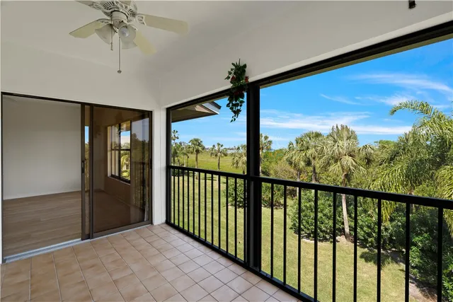 $2,000 | 6165 South Mirror Lake Drive, Unit 307, Sebastian, FL 32958