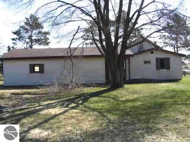 1491 Plett Road Cadillac, MI 49601 - Photo 2 of 5 1679357-1.JPG