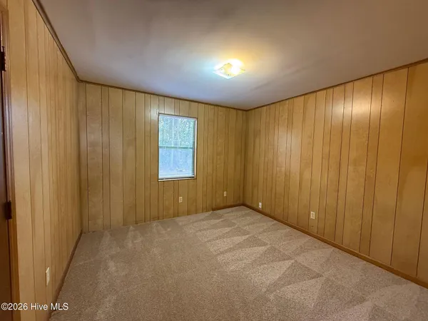 $950 | 2514 Commerce Road, Unit B, Jacksonville, NC 28546