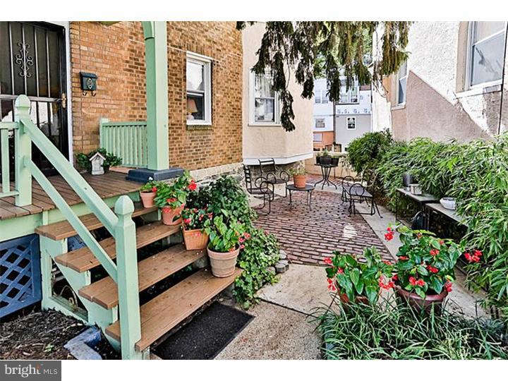 1044 Edgemore Road Philadelphia, PA 19151 - Photo 4 of 24 Exterior Side