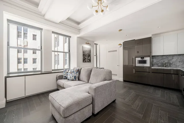 $14,500 | 303 Park Avenue, Unit 2321 | Midtown East