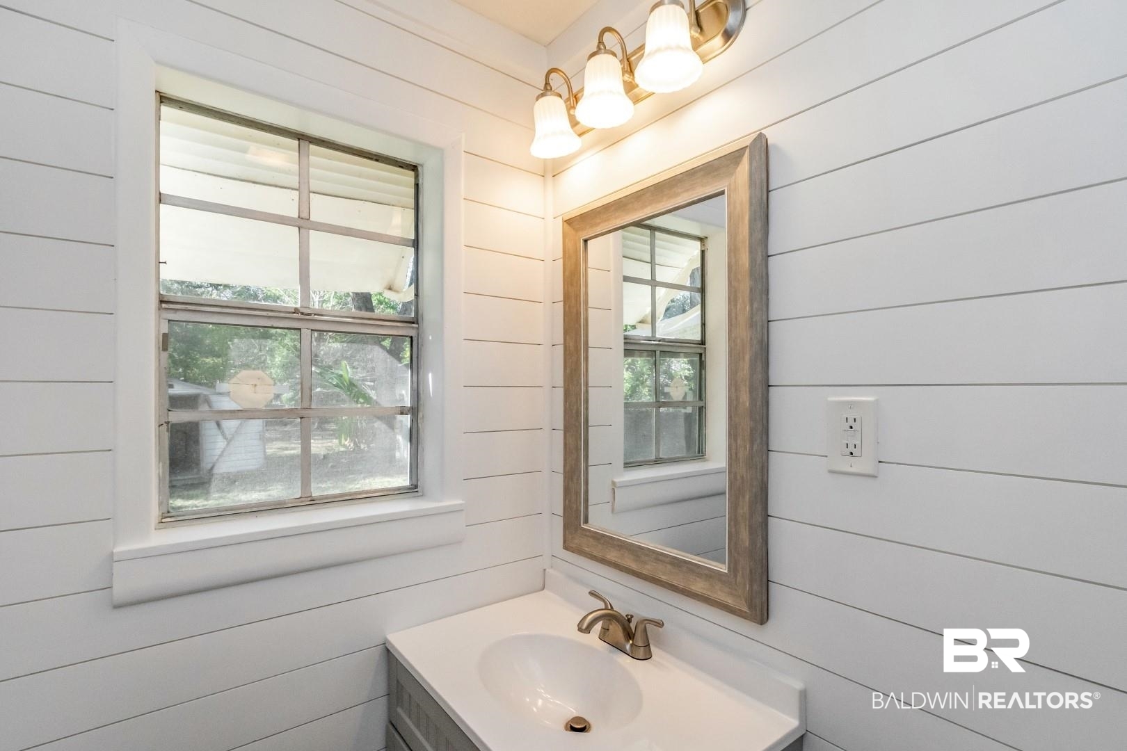 5421 West Colonial Circle Mobile, AL 36618 - Photo 14 of 23