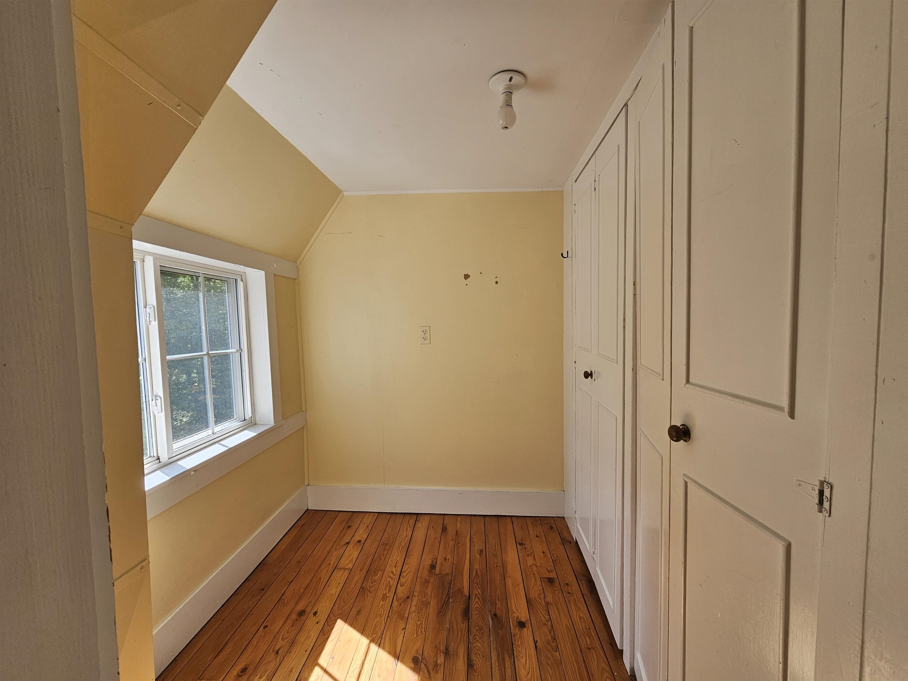 628 Townshend Road Grafton, VT 05146 - Photo 26 of 59