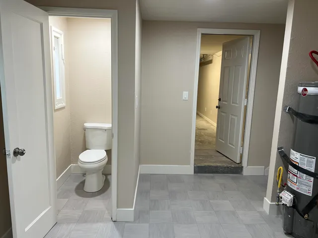 $2,295 | 3954 Railroad Avenue, Pittsburg, CA 94565