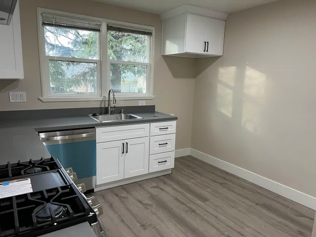 $2,295 | 3954 Railroad Avenue, Pittsburg, CA 94565